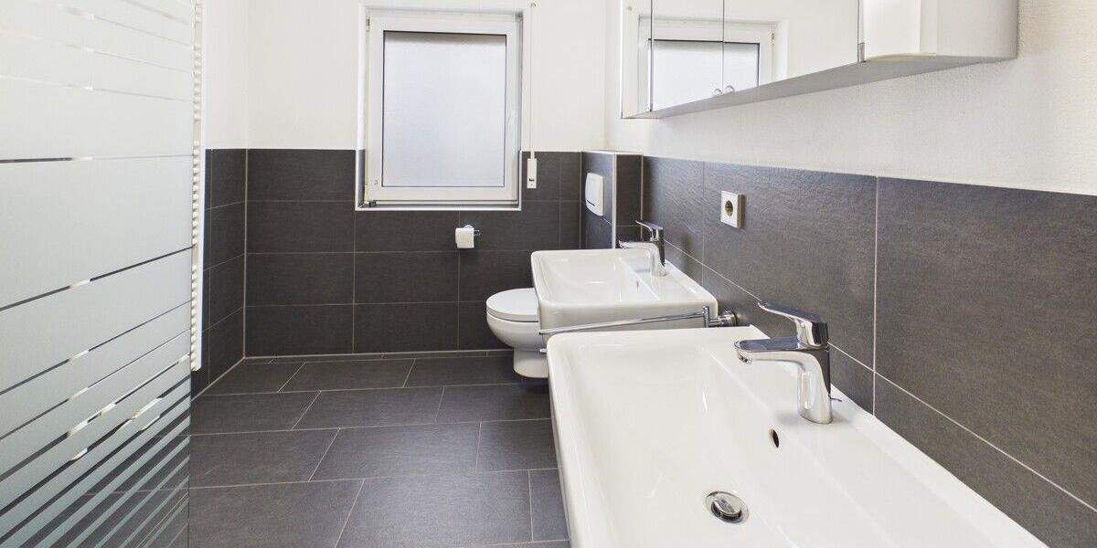 Etagenwohnung Villingen-Schwenningen Schwenningen - 4 Zimmer, 85 m&sup2;, 239.000&euro; | Angebot:25566922