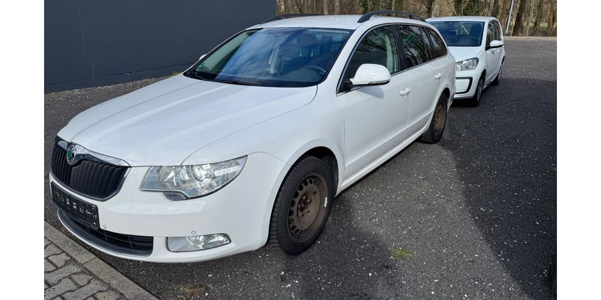 Skoda Superb 294.149 km 3.999 &euro; Döbern 03159