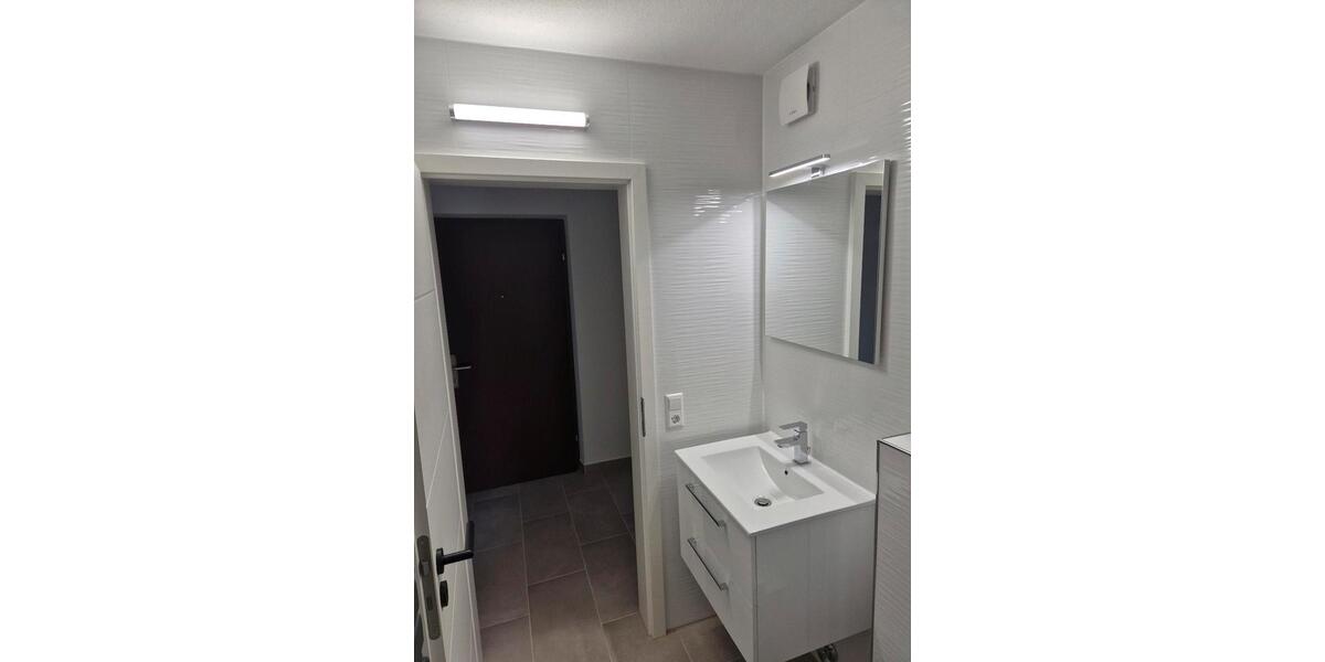 Erdgeschoßwohnung Trossingen - 1.5 Zimmer, 35 m&sup2;, 90.000&euro; | Angebot:26918806
