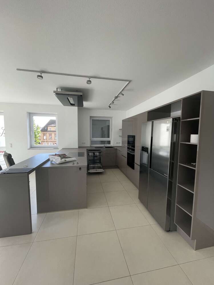 Wohnung zum Mieten in Frankenthal 1.299 € 122 m²