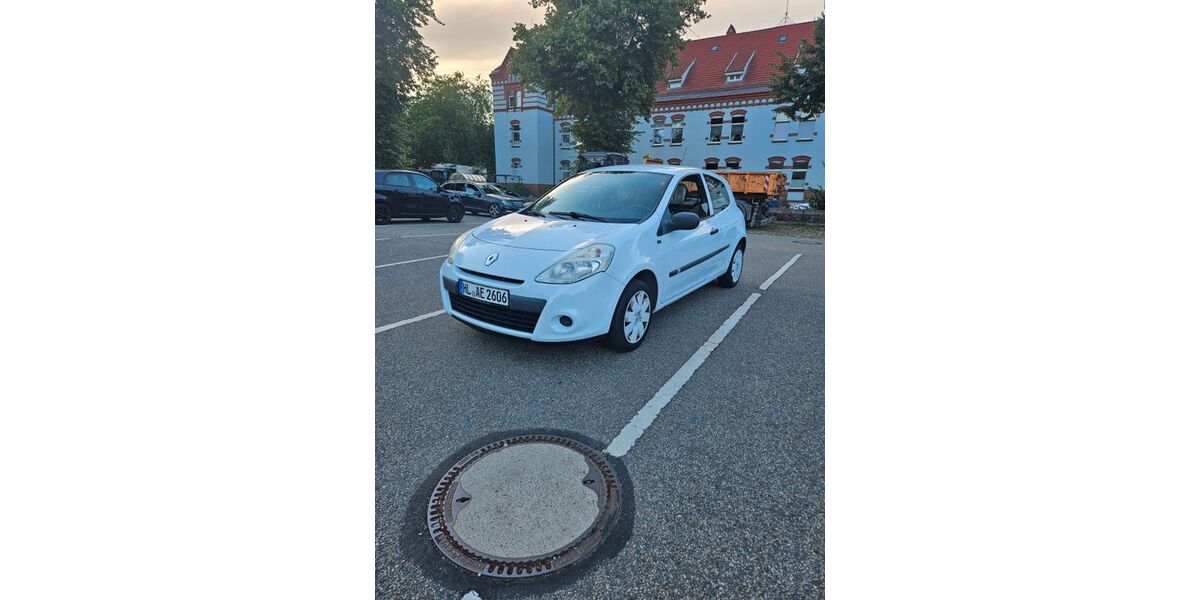 Renault Clio 199.780 km 1.300 &euro; LÜBECK 23566