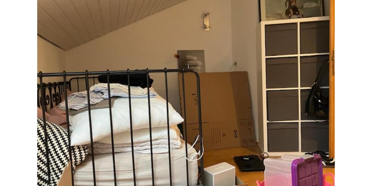 Dachgeschoßwohnung Bergen - 3 Zimmer, 73 m&sup2;, 1.100&euro; | Angebot:25281049