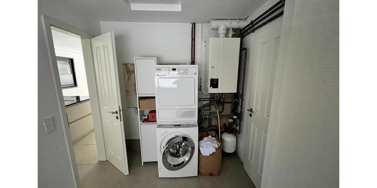 Renovierter Bungalow mit großem Garten in ruhiger Lage! 3 zimmer