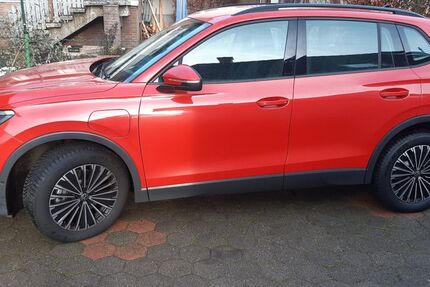 VW Tiguan 2.853 km 39.900 &euro; Sassenburg 38524