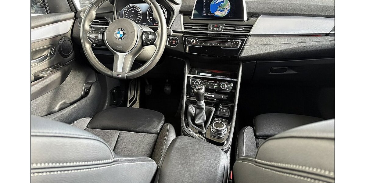 BMW 218 Active Tourer d M Sport LED Navi Assist. 122.000 km 15.290 &euro; Stade 21682