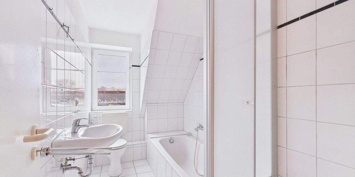 Reihenmittelhaus Groß Grönau - 4 Zimmer, 102 m&sup2;, 369.000&euro; | Angebot:25672612