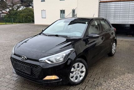 Hyundai i20 143.000 km 4.490 &euro; Bad Aibling 83043