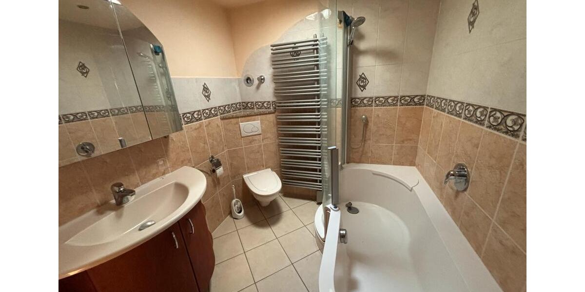 Dachgeschoßwohnung Zweibrücken - 3 Zimmer, 55 m&sup2;, 500&euro; | Angebot:26384596