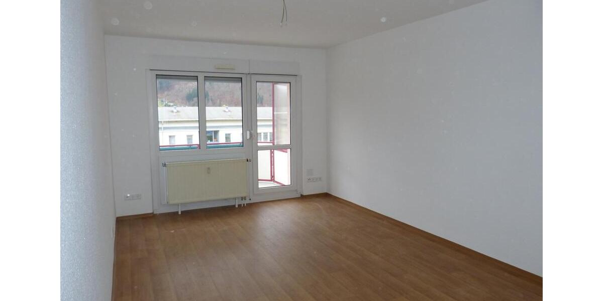 Etagenwohnung Zella-Mehlis Mehlis - 3 Zimmer, 61 m&sup2;, 350&euro; | Angebot:24176866