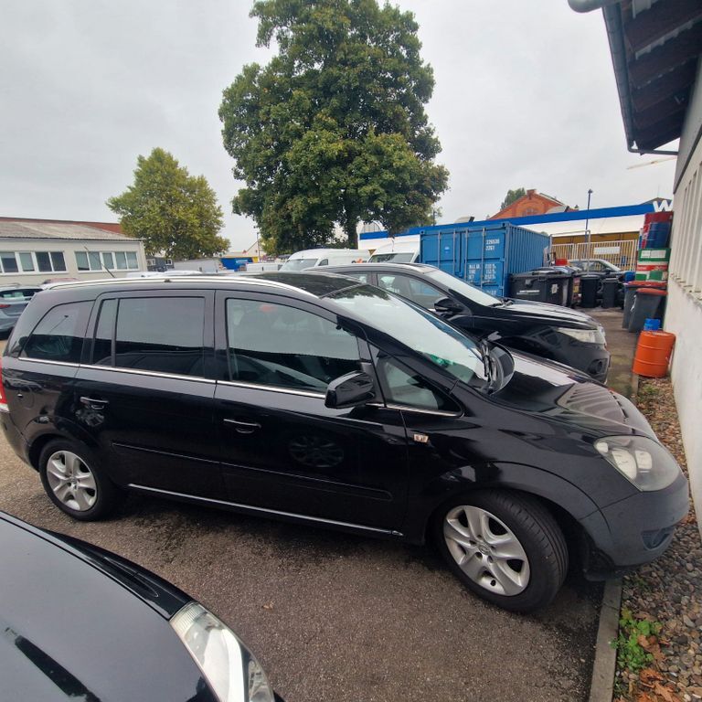Opel Zafira 200.000 km 1.500 € Karlsruhe 76227