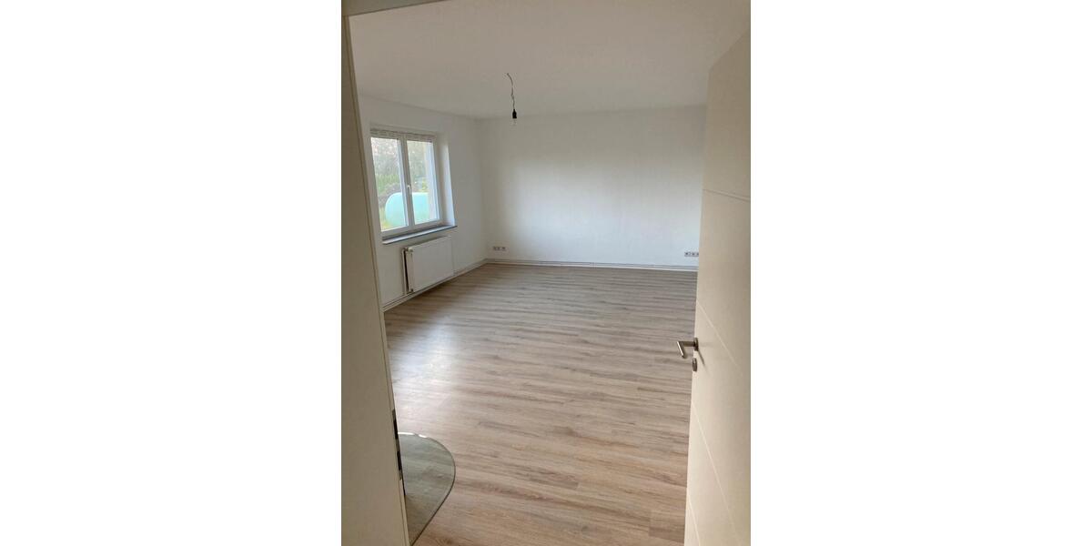 Einfamilienhaus Lindow (Mark) - 5 Zimmer, 90 m&sup2;, 1.100&euro; | Angebot:26278391