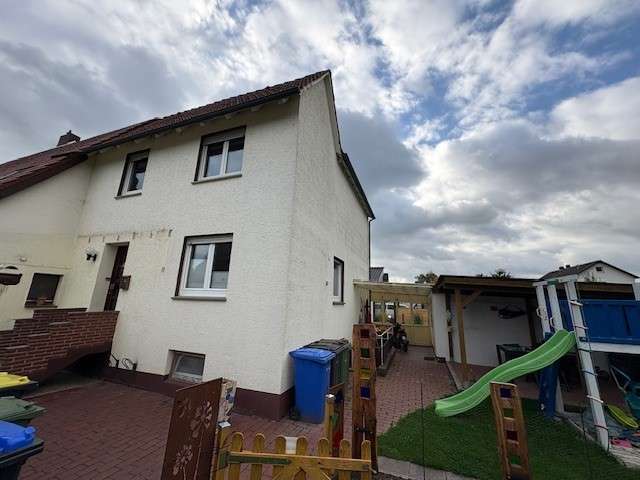 Einfamilienhaus Brakel - 4 Zimmer, 100 m&sup2;, 120.000&euro; | Angebot:25201702