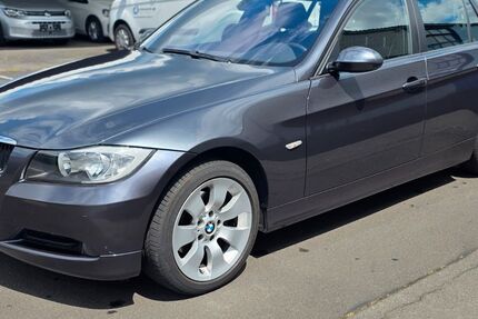 BMW 320 98.000 km 6.990 &euro; Elkenroth 57578