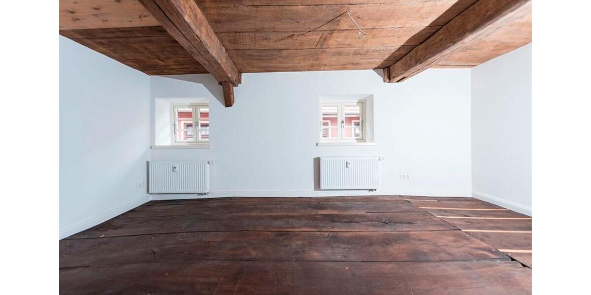 Etagenwohnung Güstrow - 4 Zimmer, 169 m&sup2;, 1.300&euro; | Angebot:20918997