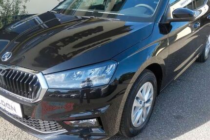 Skoda Fabia 8.750 km 23.950 &euro; Bonn 53119