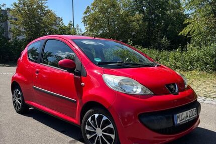 Peugeot 107 150.000 km 2.200 &euro; München 81241