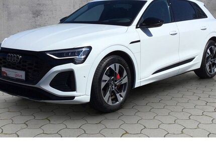 Audi Q8 e-tron 45.000 km 50.980 &euro; Plauen 08527
