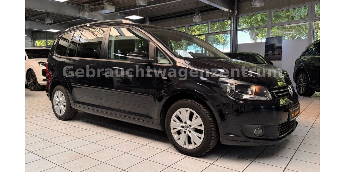 VW Touran 147.643 km 9.990 &euro; Bremen 28207