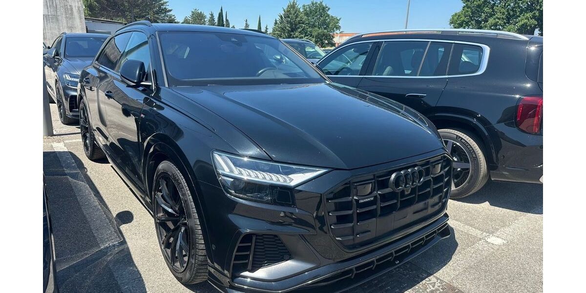Audi Q8 95.000 km 69.900 &euro; München 81825