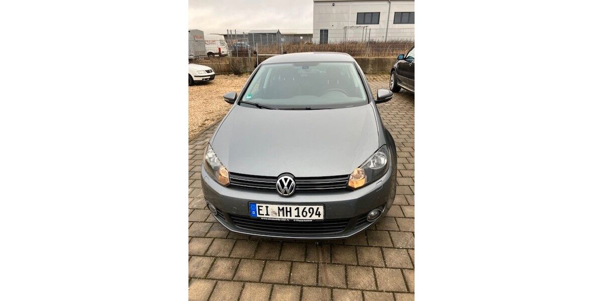 VW Golf 211.000 km 5.999 &euro; Pollenfeld 85131