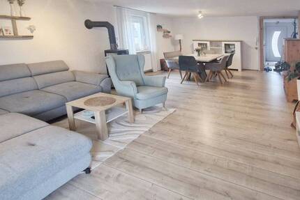 Haus Satteldorf Ellrichshausen - 6 Zimmer, 147 m&sup2;, 397.000&euro; | Angebot:26360155