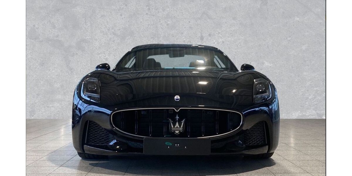 Maserati Granturismo 2.000 km 134.900 &euro; Gettorf / Kiel 24214