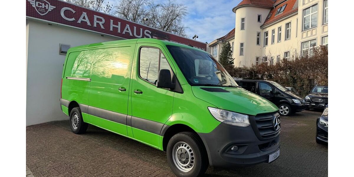 Mercedes-Benz Sprinter 110.000 km 24.680 &euro; Berlin 12205