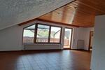 Dachgeschoßwohnung Gersheim - 3 Zimmer, 110 m&sup2;, 760&euro; | Angebot:26037736