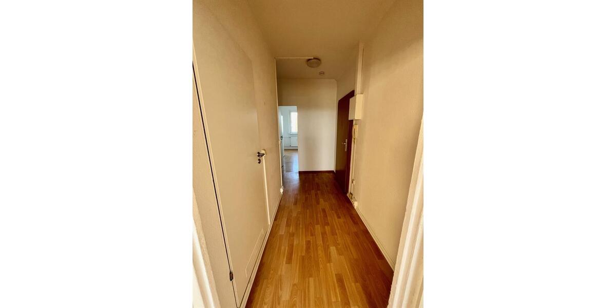 Etagenwohnung Oelsnitz (Vogtland) - 3 Zimmer, 69 m&sup2;, 450&euro; | Angebot:26168697