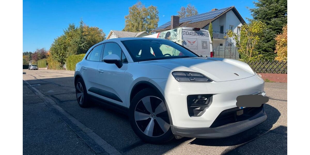 Porsche Macan 12.000 km 75.499 € Pfinztal 76327