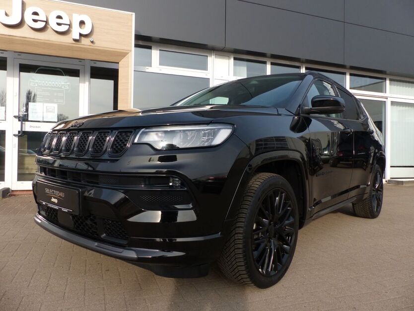 Jeep Compass 47.700 km 26.800 € Neumünster 24539