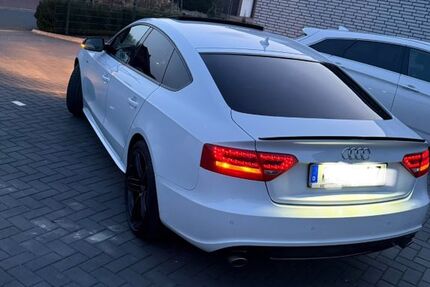 Audi A5 286.000 km 7.500 &euro; Moormerland 26802