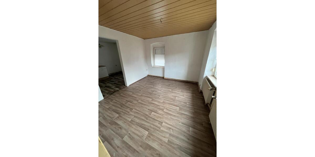 Einfamilienhaus Mansfeld - 5 Zimmer, 100 m&sup2;, 650&euro; | Angebot:26165148