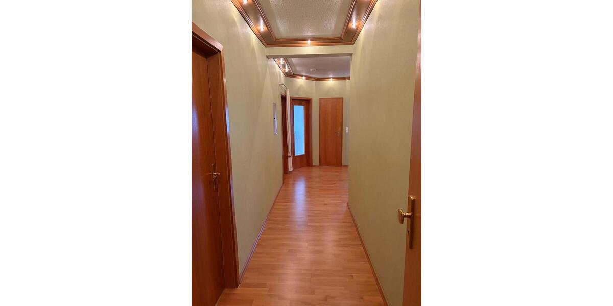 Etagenwohnung Weida - 4 Zimmer, 83 m&sup2;, 88.500&euro; | Angebot:26942154