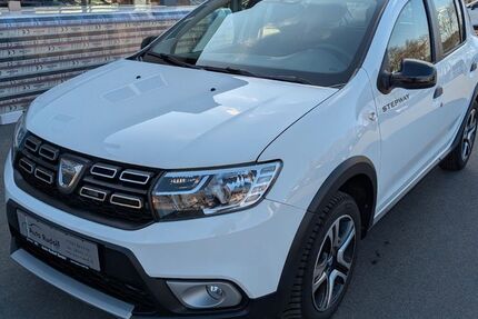 Dacia Sandero 32.000 km 12.290 &euro; Berching 92334