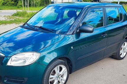 Skoda Fabia 124.350 km 4.975 € Augsburg 86179