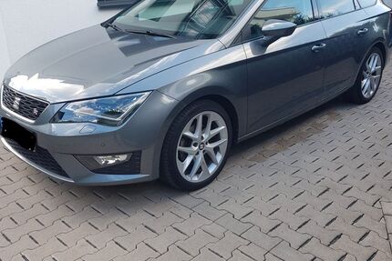 Seat Leon 75.000 km 13.399 € Menden 58706