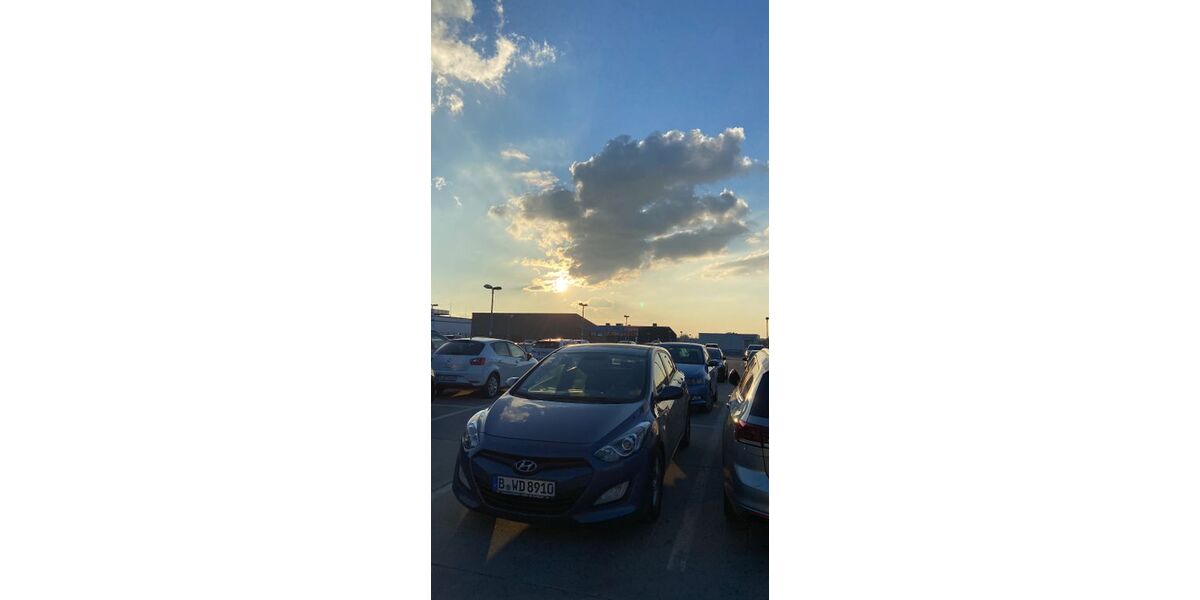 Hyundai i30 139.600 km 7.899 &euro; Berlin 12627