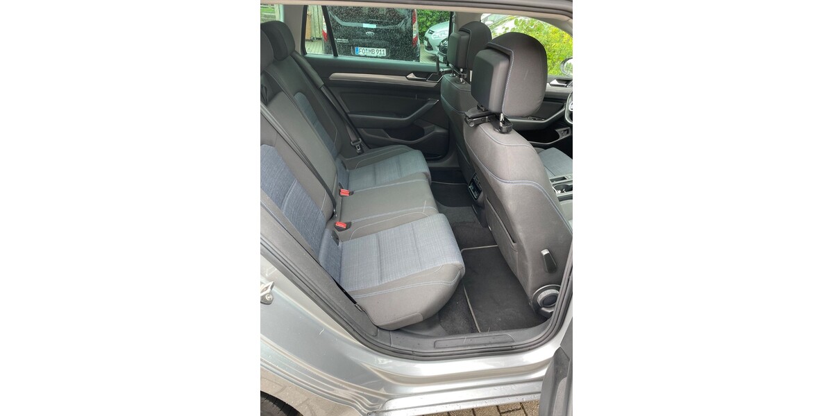 VW Passat Variant 89.500 km 22.500 &euro; Heroldsberg 90562