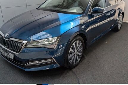 Skoda Superb 67.250 km 24.480 € Raesfeld 46348