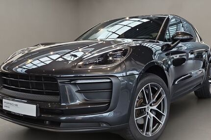 Porsche Macan 23.888 km 78.200 € Aachen 52068