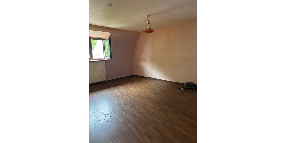 Dachgeschoßwohnung Idar-Oberstein Oberstein - 3 Zimmer, 65 m&sup2;, 650&euro; | Angebot:26536463