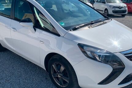 Opel Zafira 168.000 km 5.950 &euro; Derenburg 38895