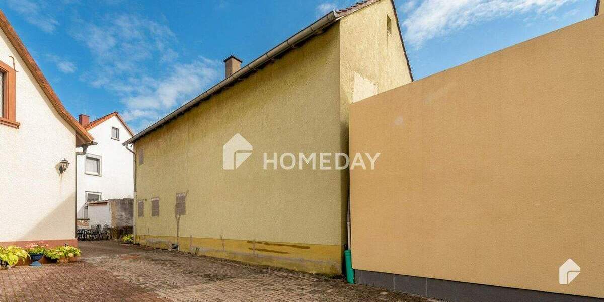 EFH ohne Garten, Hof oder Garage - großzügig wohnen im Herzen von Herxheim 5 zimmer