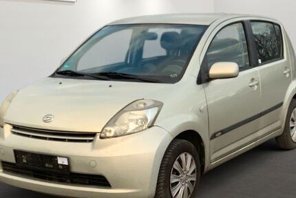 Daihatsu Sirion 195.560 km 2.199 &euro; Brehna 06796