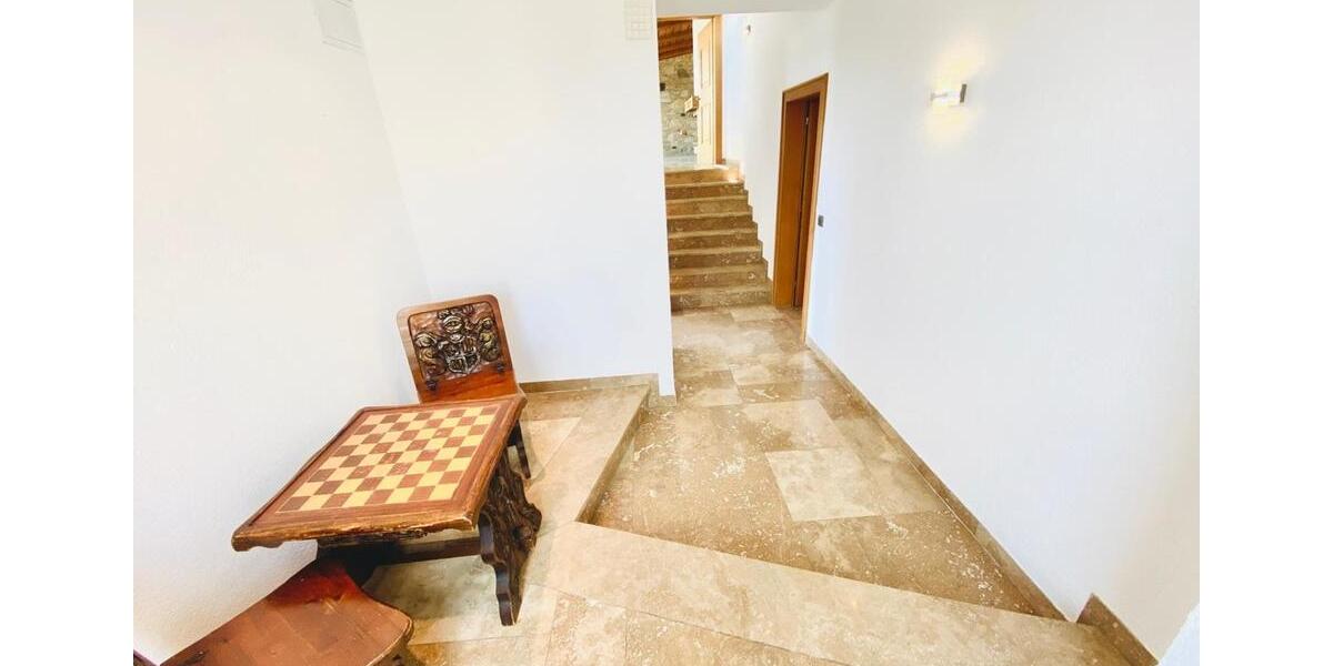 Einfamilienhaus Hof Neuhof - 5 Zimmer, 326 m&sup2;, 1.950&euro; | Angebot:26096955