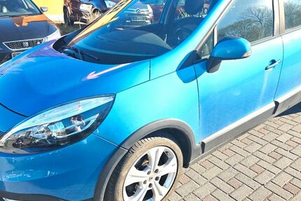 Renault Scenic 179.000 km 2.890 &euro; Chemnitz 09114