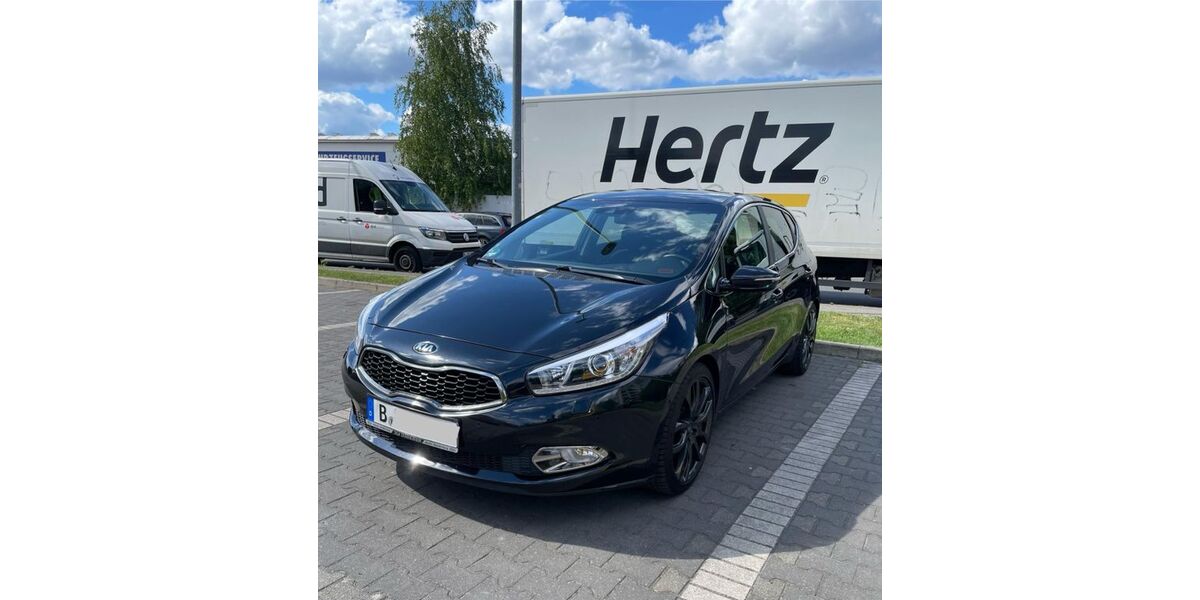 Kia ceed / Ceed 116.000 km 10.400 &euro; Berlin 12277