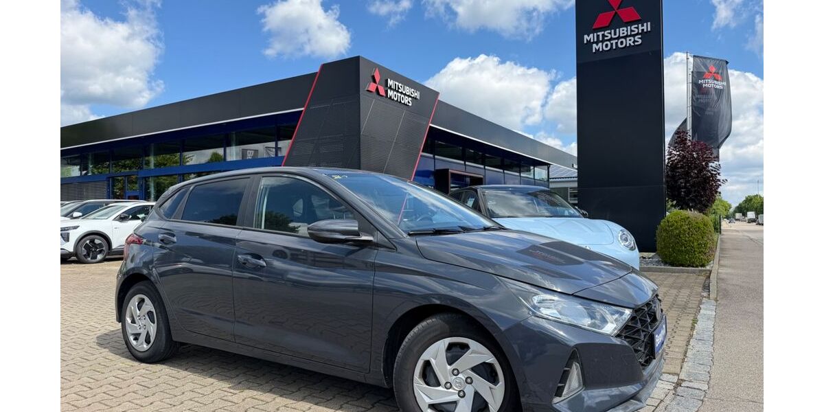 Hyundai i20 61.300 km 12.990 &euro; Königsbrunn 86343