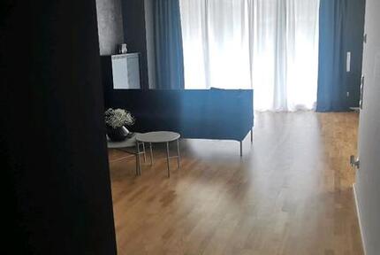 Stilvolle 3 Zimmer - Penthouse - Wohnung